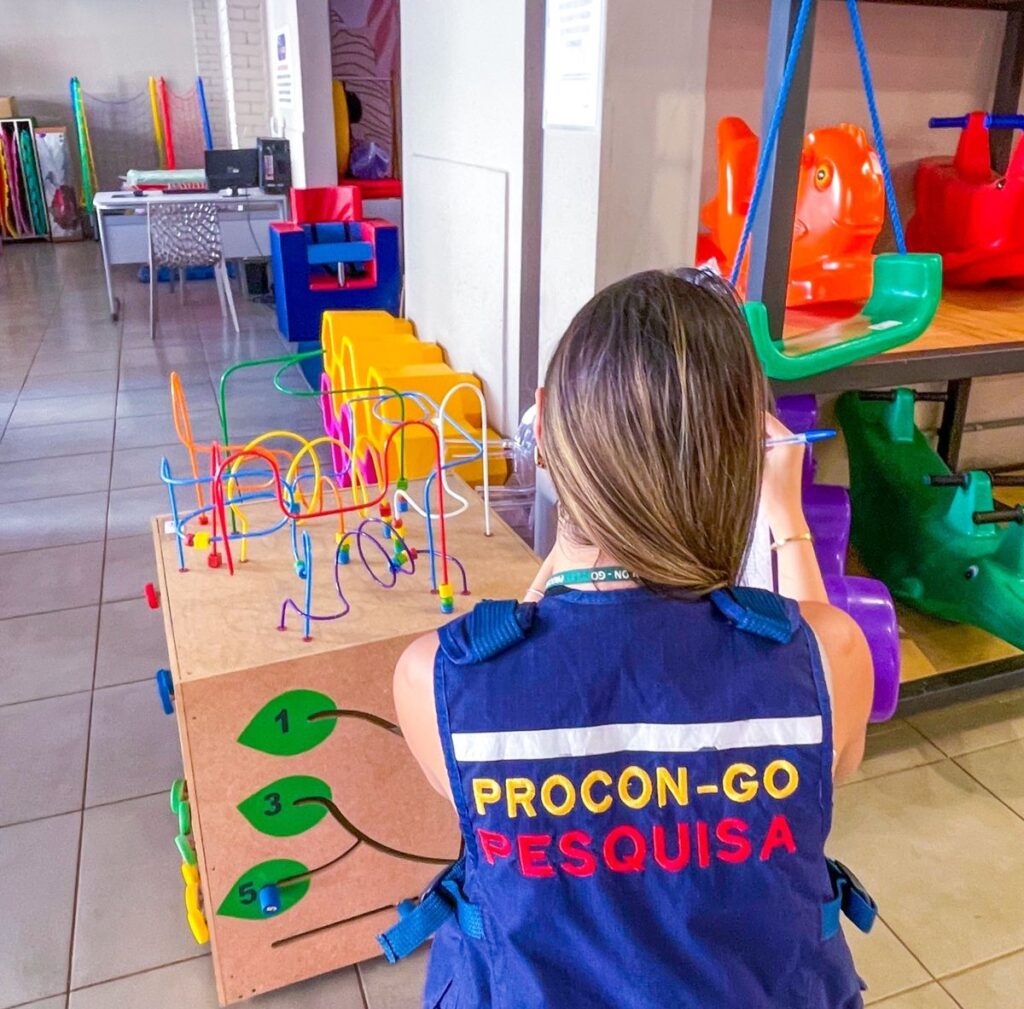 Procon verifica variação de até 266% em preços de presentes para Dia das Crianças
